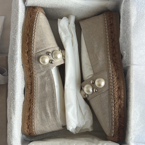 Jimmy Choo Dru Linen Pearly Espadrille Loafers - Picture 11 of 12